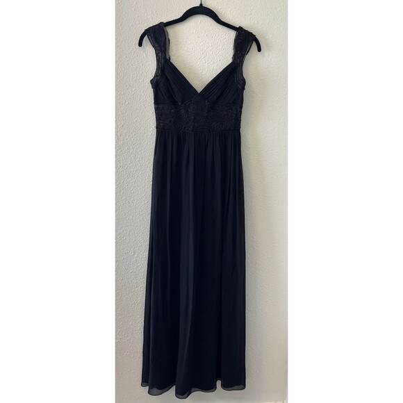 BCBGMAXAZRIA Dresses & Skirts - BCBG MaxAzria Dress Size 0 Silk Black Long Cap Sleeve Formal Black Tie Classic
